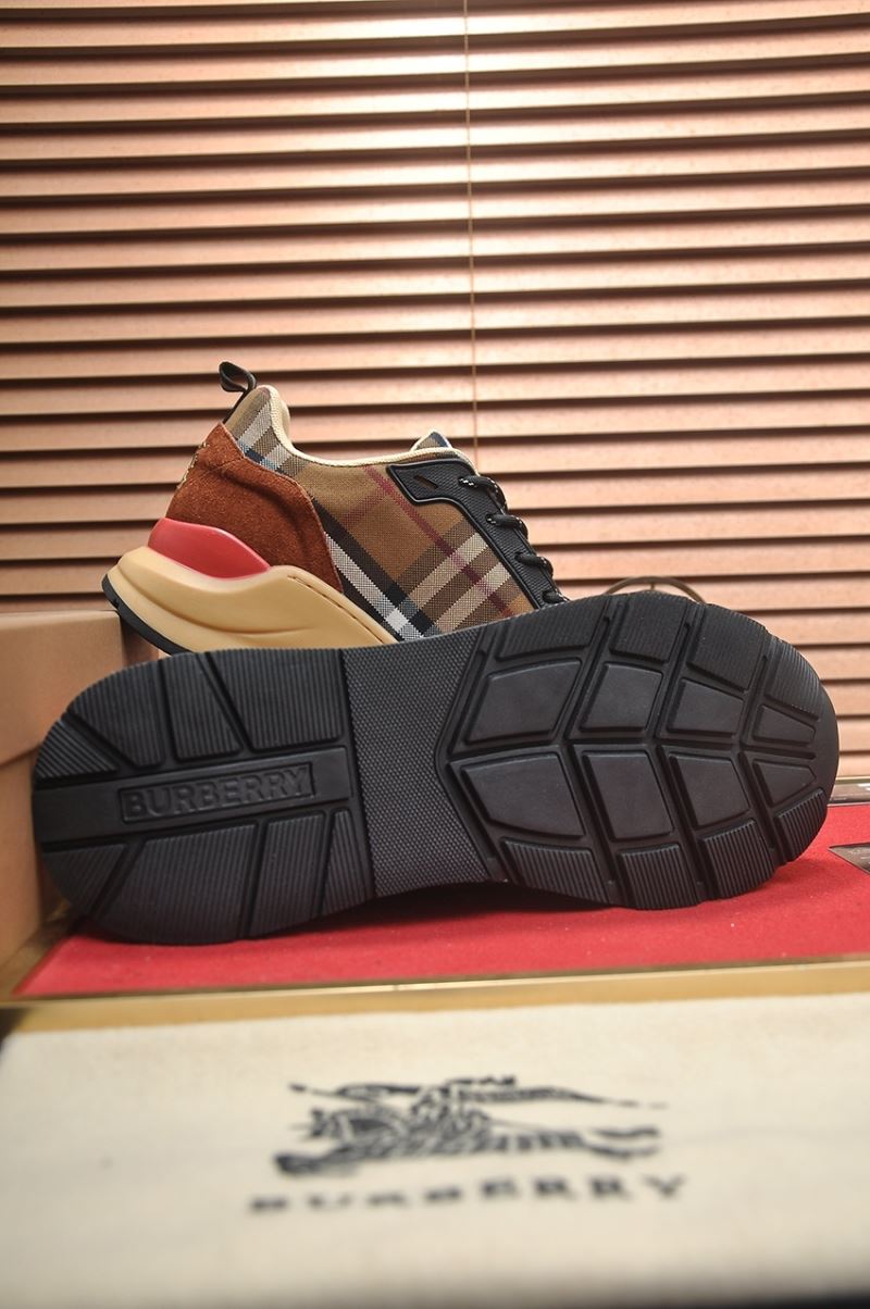 Burberry Low Shoes